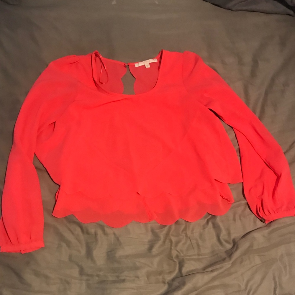 Guess top